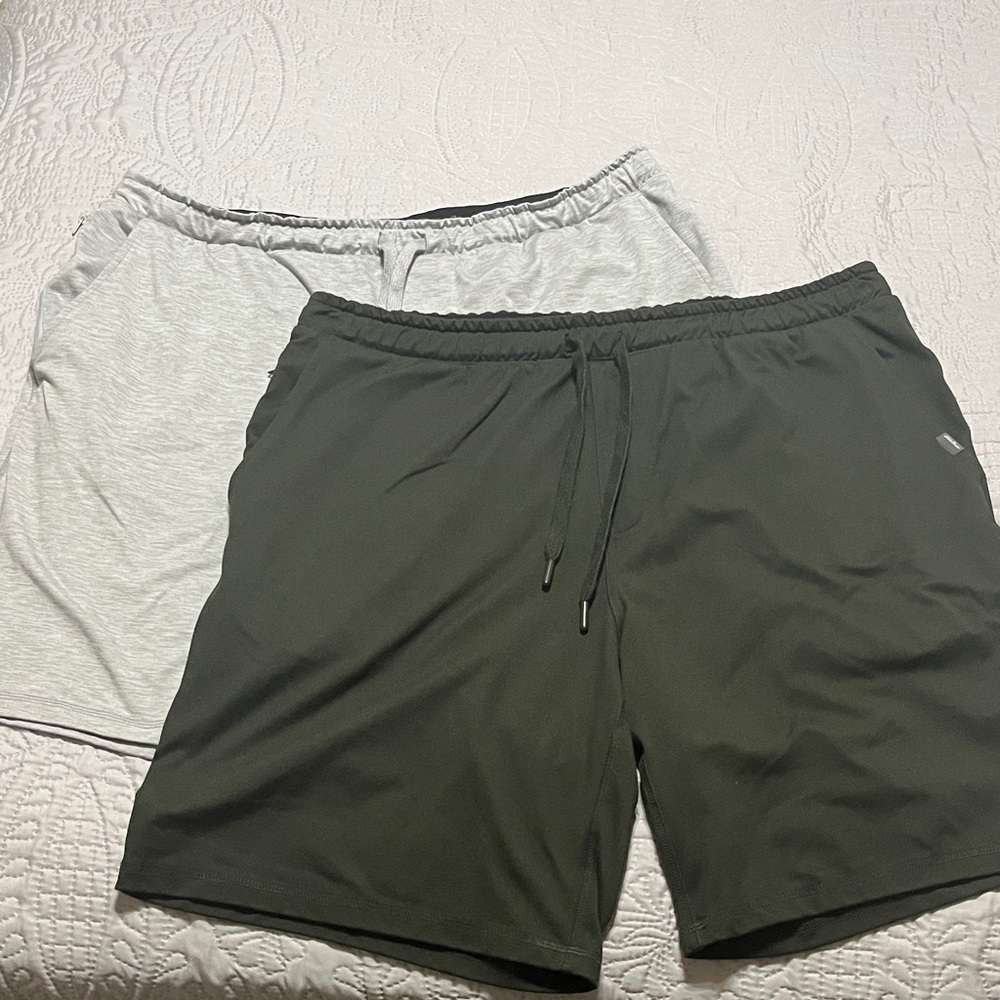 Men's Eddie Bauer Olive and Gray Lounge Shorts